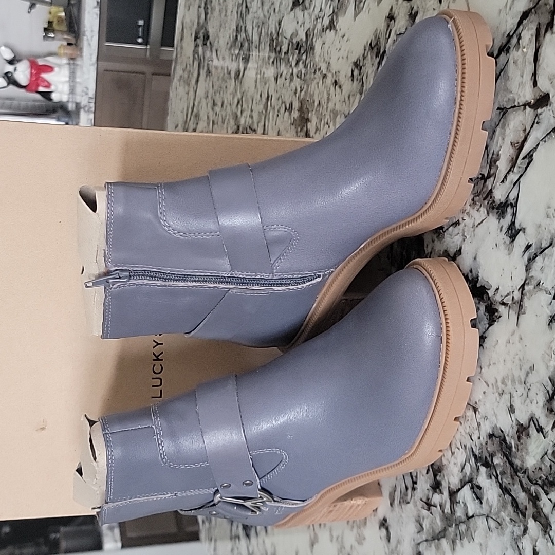Brand New Lucky Brand Soxton Womens Size 9 Boot